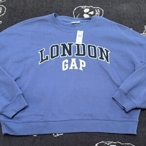 NWT London Graphic Crewneck sz M